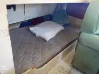 ट्रॉलर विक्रीसाठी