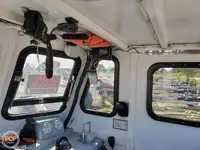 मासे प्रक्रिया नौका विक्रीसाठी