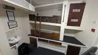 सर्वेक्षण जहाज विक्रीसाठी