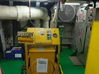 क्रू बोट विक्रीसाठी