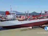 रेफ्रिजर जहाज विक्रीसाठी