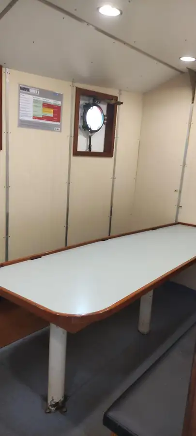 टोबोट विक्रीसाठी