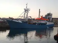 कंटेनर जहाज विक्रीसाठी