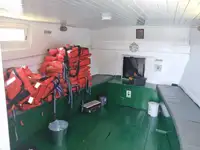 वर्क बोटी विक्रीसाठी