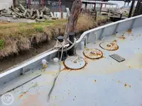 पुरवठा जहाज विक्रीसाठी