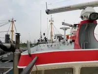 ट्रॉलर विक्रीसाठी