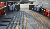 फ्लोटिंग डॉक विक्रीसाठी