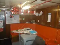 क्रू बोट विक्रीसाठी