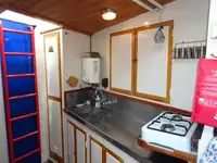 टोबोट विक्रीसाठी