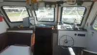 ट्रॉलर विक्रीसाठी