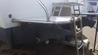 वर्क बोटी विक्रीसाठी