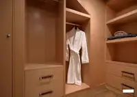 यॉट विक्रीसाठी