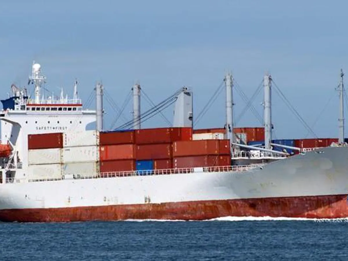 रेफ्रिजर जहाज विक्रीसाठी