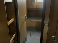 गस्त नौका विक्रीसाठी