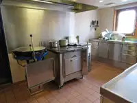 पర్స్ सीनर विक्रीसाठी