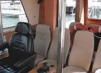 पायलट बोट विक्रीसाठी