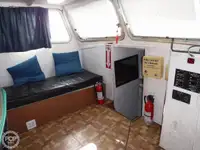 ट्रॉलर विक्रीसाठी