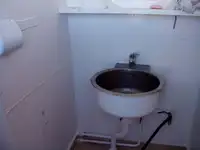 टोबोट विक्रीसाठी