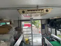 कॅटामारन विक्रीसाठी