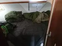 क्रू बोट विक्रीसाठी