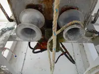 ट्रॉलर विक्रीसाठी