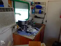 ट्रॉलर विक्रीसाठी