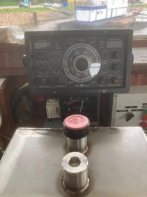 टोबोट विक्रीसाठी