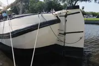 बार्ज विक्रीसाठी