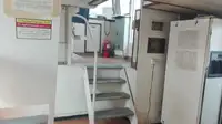 गस्त नौका विक्रीसाठी