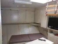 सर्वेक्षण जहाज विक्रीसाठी