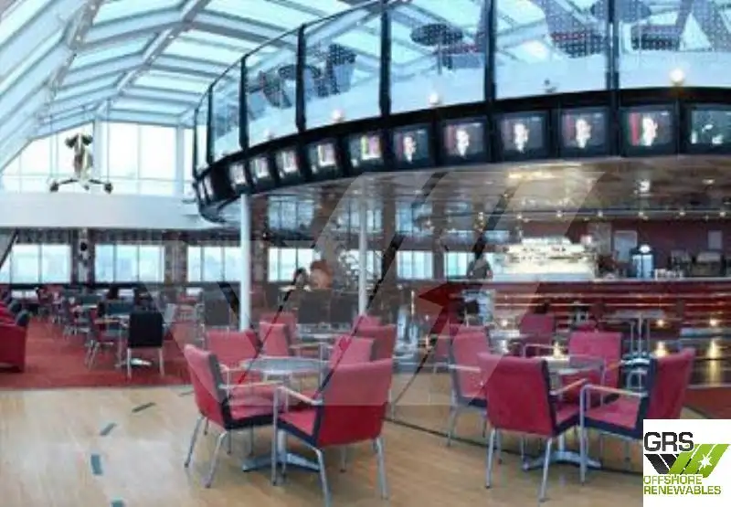 रो-रो जहाज विक्रीसाठी