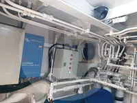 लाइव्ह मासे वाहून नेणारे जहाज विक्रीसाठी