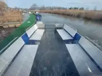 फेरी जहाज विक्रीसाठी