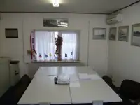बार्ज विक्रीसाठी
