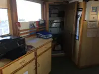 रेफ्रिजर जहाज विक्रीसाठी
