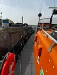 क्रू बोट विक्रीसाठी