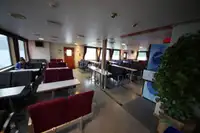 रो-रो जहाज विक्रीसाठी