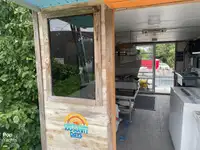 कॅटामारन विक्रीसाठी