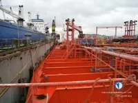 तेल/रासायनिक टँकर विक्रीसाठी