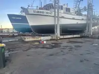 ट्रॉलर विक्रीसाठी