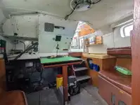 वर्क बोटी विक्रीसाठी