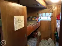 ट्रॉलर विक्रीसाठी