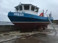वर्कबोट विक्रीसाठी