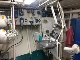 रेफ्रिजर जहाज विक्रीसाठी