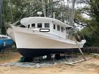 ट्रॉलर विक्रीसाठी