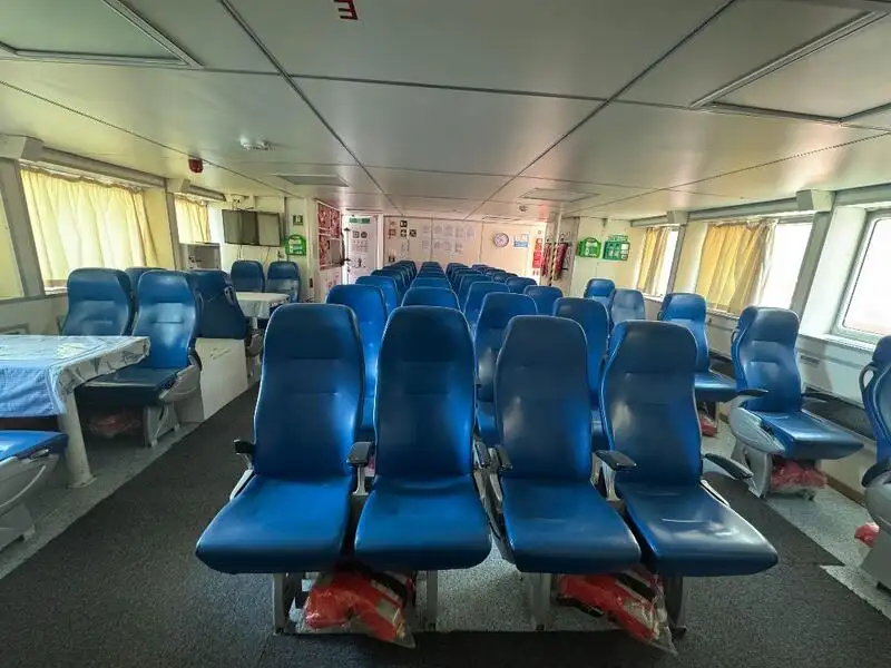 कॅटामारन विक्रीसाठी