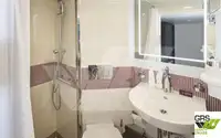 फेरी जहाज विक्रीसाठी