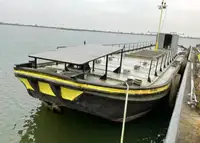 पॉन्टून विक्रीसाठी
