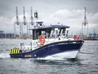 गस्त नौका विक्रीसाठी
