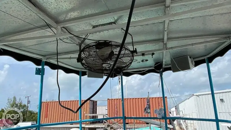 क्रूझ जहाज विक्रीसाठी